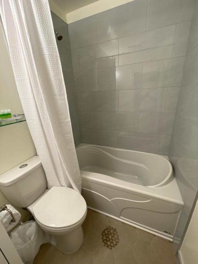 Destination Inn Рейдиум-Хот-Спрингс Экстерьер фото
